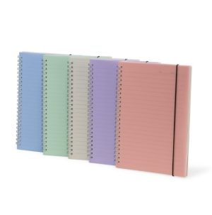 05058B - Caderno A5 Plástico
